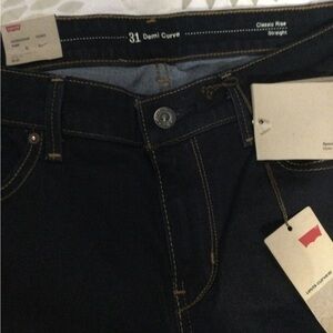31 long Levi women jeans.